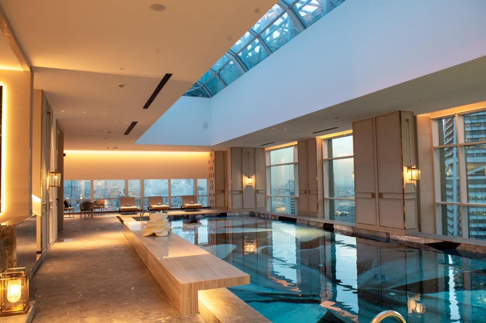 Narcissus The Royal Hotel Riyadh Eksteriør bilde The pool at the 39th floor