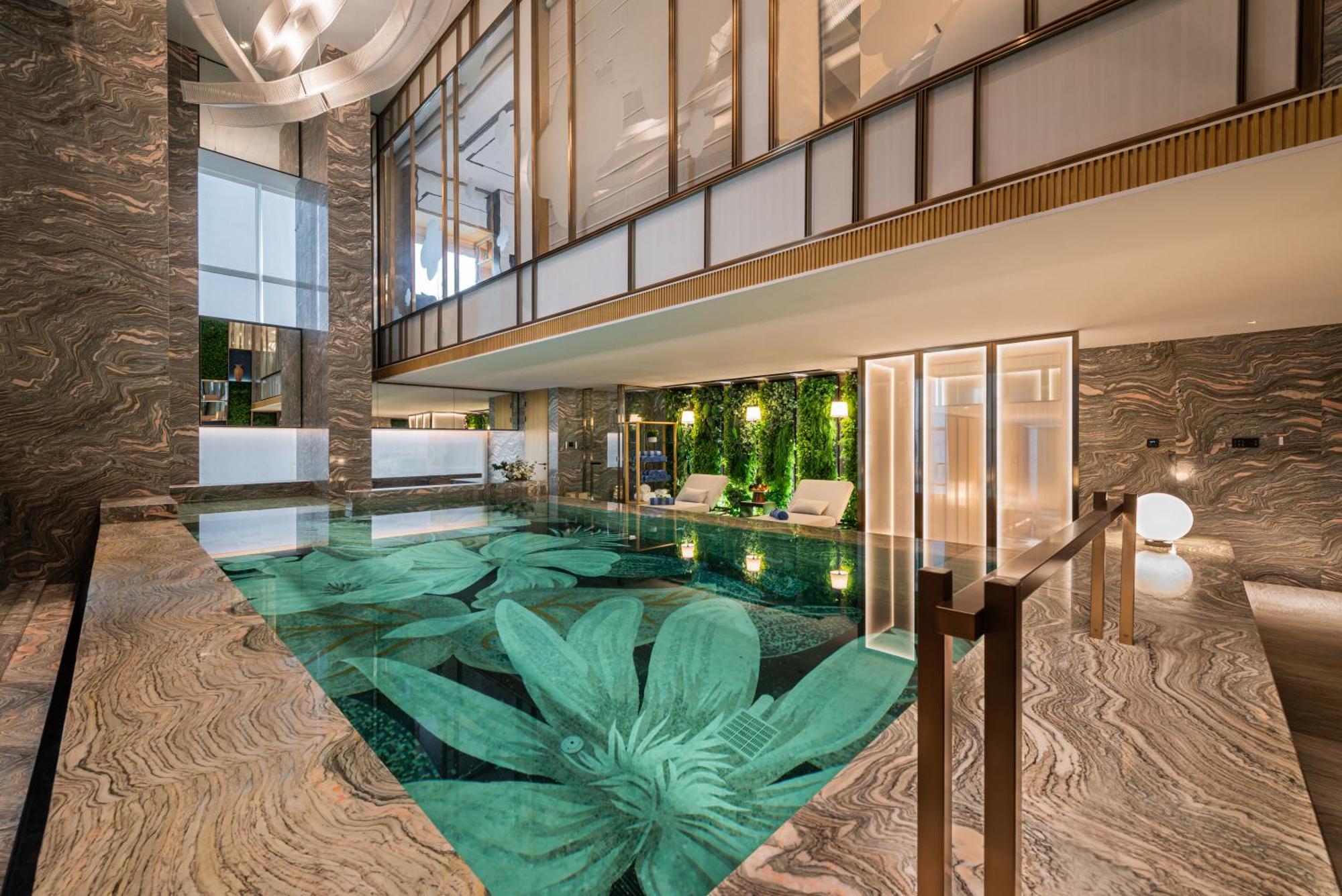 Narcissus The Royal Hotel Riyadh Eksteriør bilde The pool at the hotel