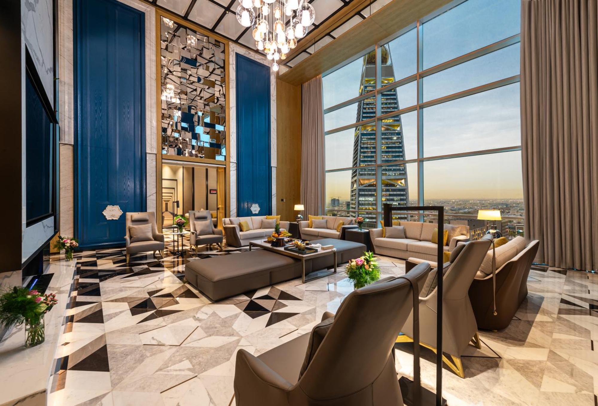 Narcissus The Royal Hotel Riyadh Eksteriør bilde The living room of the Presidential Suite